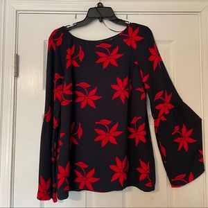 Floral Top. Long Sleeve